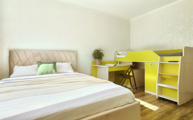 Familia Peterhof Flat