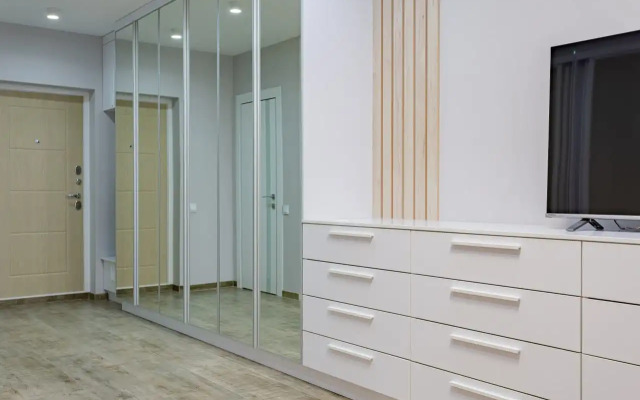 V Tsentre,lyuks Vmestimostyyu 6 Chelovek Apartments