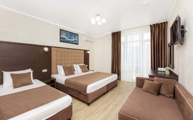 Leonsia Hotel