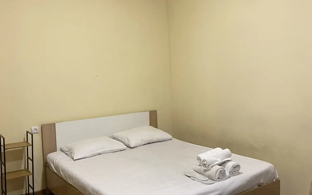 Perte House on Saryan 24 Apartments