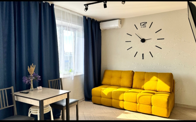 Апартаменты на Октябрьском проспекте 19