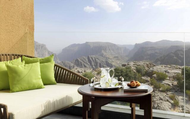 Курортный отель Anantara Al Jabal Al Akhdar Resort