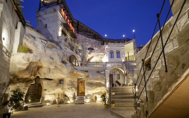 My Cave Suites