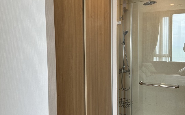 Riviera Wongamat Beach Apartments