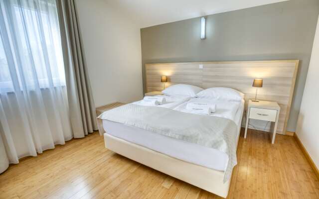 Отель Villa MiraMar