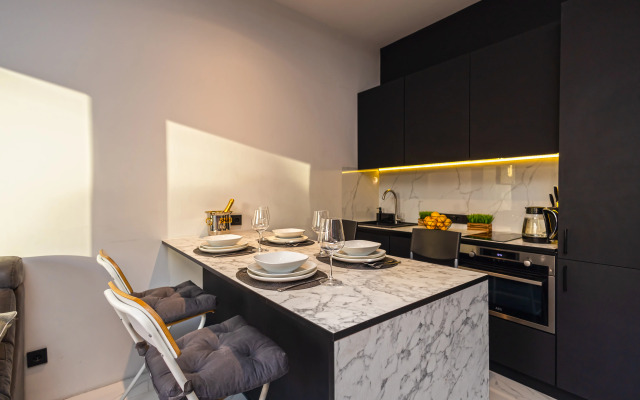 Apartments Predstavitelskiy Lyuks S Balkonom Elite Apartments