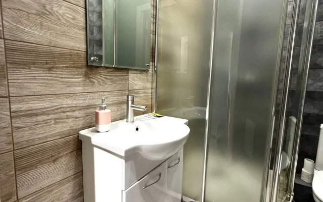 Апартаменты 0714Б Верхнеторговая площадь 4