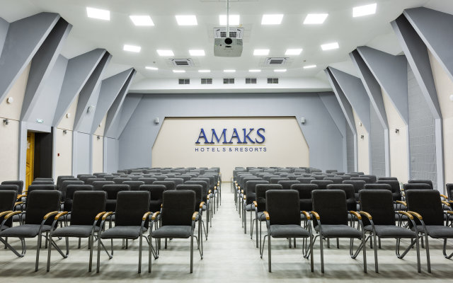 Amaks Congress-Hotel