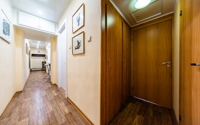 Svetlaya V Samom Tsentre Flat