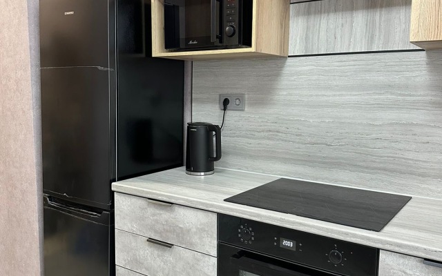 Yevrodvushka S Garderobnoy Flat