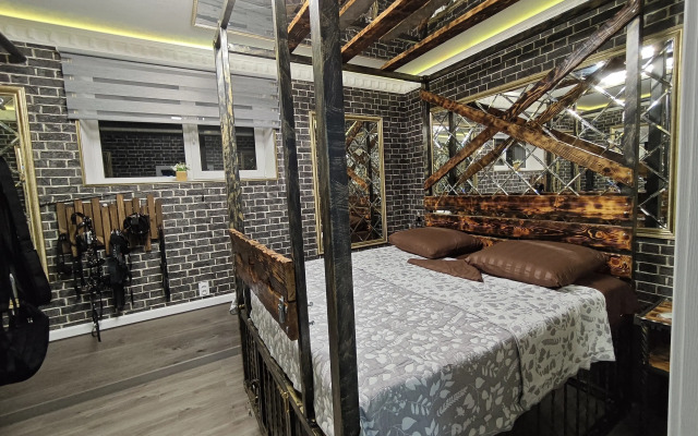 Na Krasnoy Armii 136/2 Apartments