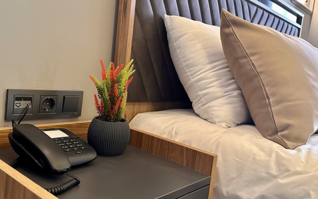 Skymoon Airport Hotel