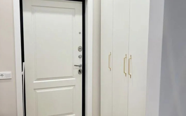 Апартаменты студия на Колхозной 5/2к4