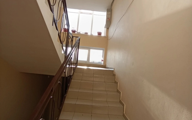 Dvuhkomnatanaya s Dvumya Lodzhiyami Flat