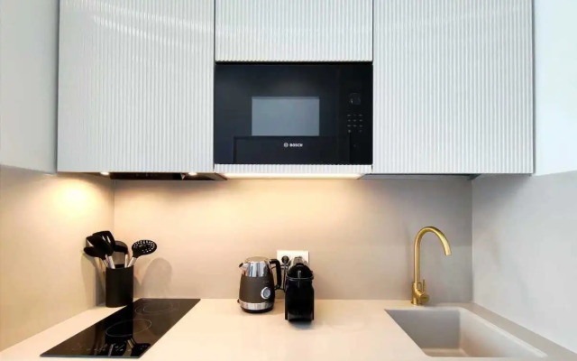 Studiya Komfort Morskoy Pereulok D 5 Apartments