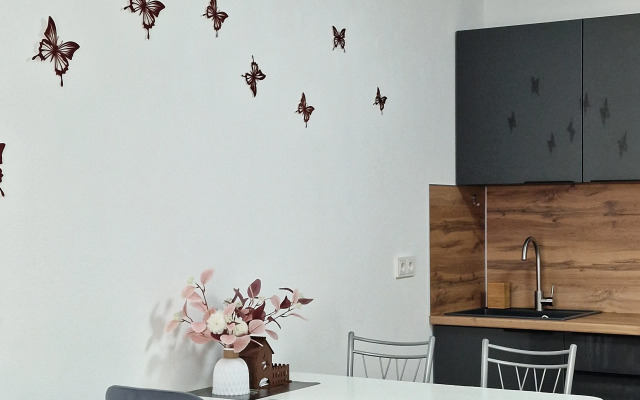 V novom ZHK 4 ryadom s Veresayeva Uyutnyy Dom Flat