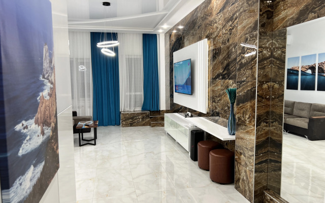 Апартаменты 70кв. метров в центре города