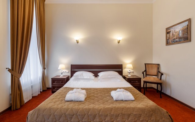Sonata Nevsky 5 Dvorcovaja ploshhad' Hotel