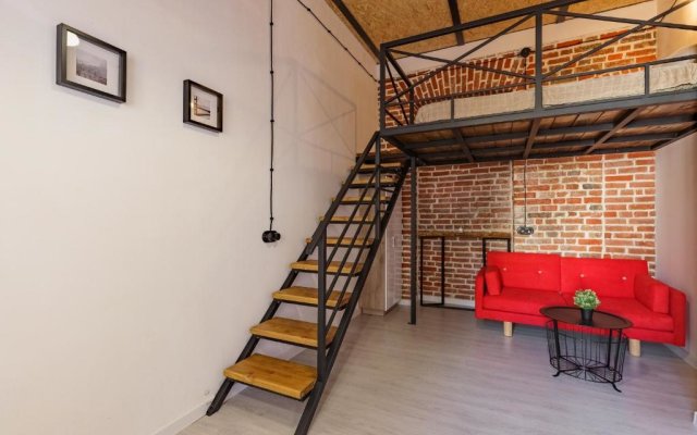 Tolstoy Loft Flat