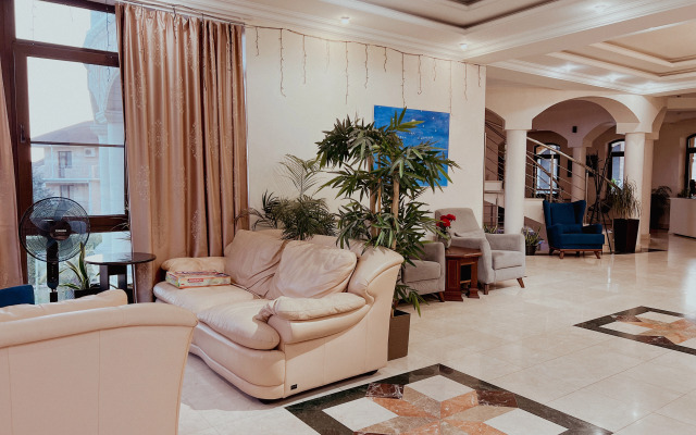 Kolizey Guest House