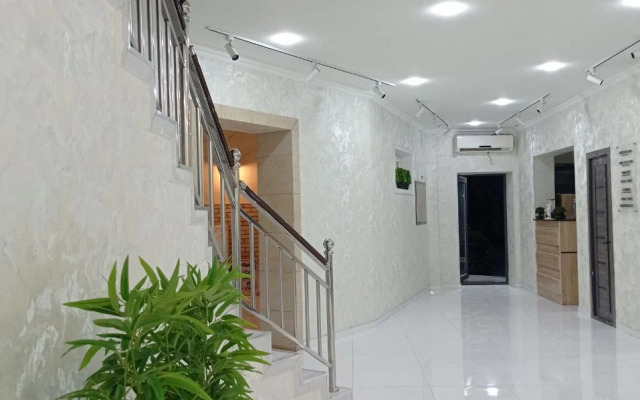 Отель Hafiz Plaza