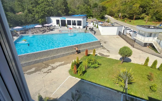 S Basseynom Apartments