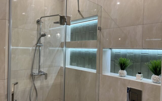 Апартаменты 329 Однокомнатные Халтурина 30