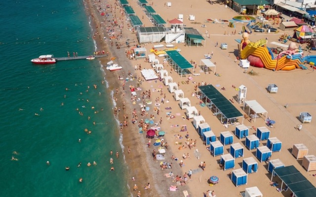 Отель Белый