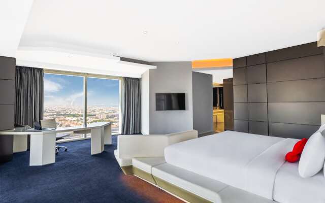 V Hotel Dubai Curio Collection by Hilton Hotel