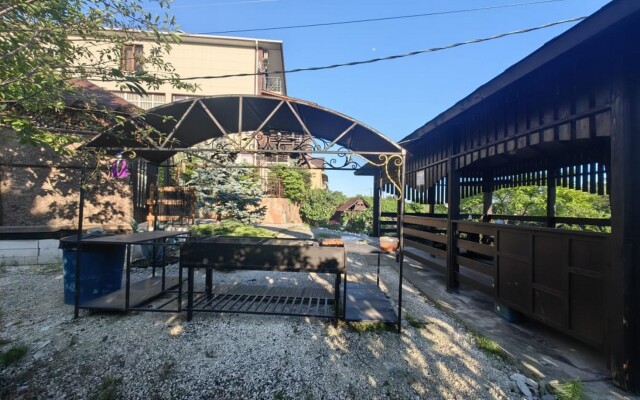 ArtHome Guest House
