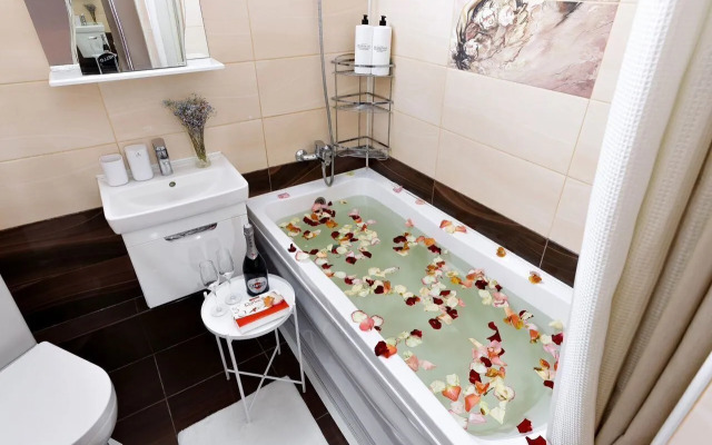 Апартаменты на улице Селезнева 4/13к2