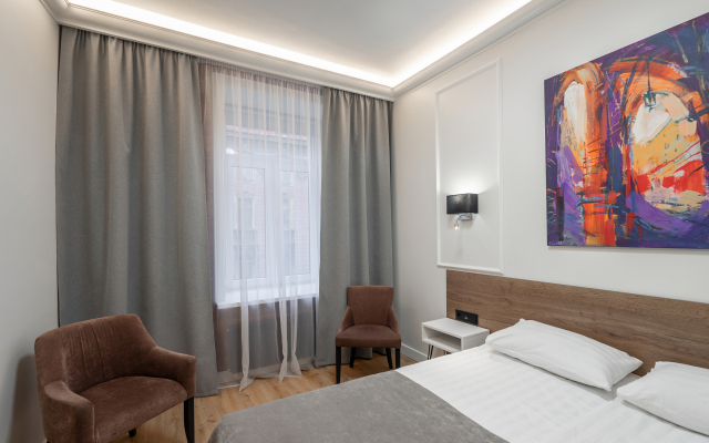 Kristoff Hotel