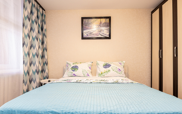 Апартаменты двухкомнатные  на Мещерском бульваре 3/3 .м.Cтрелка. Сова-Дом