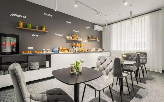 TA Collection Hotel