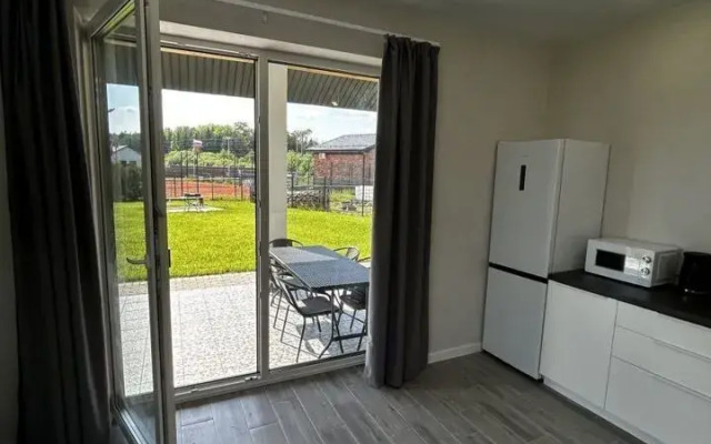 Na Konstruktivnoy 15 Private House