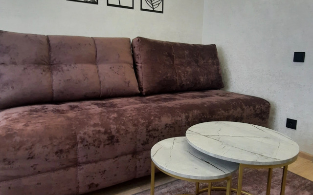 Dvuhkomnatnaya na Aleksandrova 18 flat