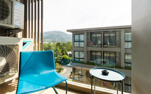 Diamond Condominium by Alexanders Apartments