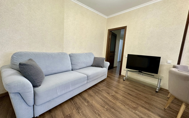 Квартира Самоцветы 3-комнатная