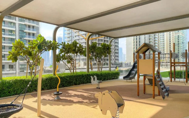 Keyrock Palm View Pool & Gym Access Apartments