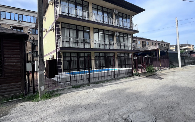 Hristaki Guest House