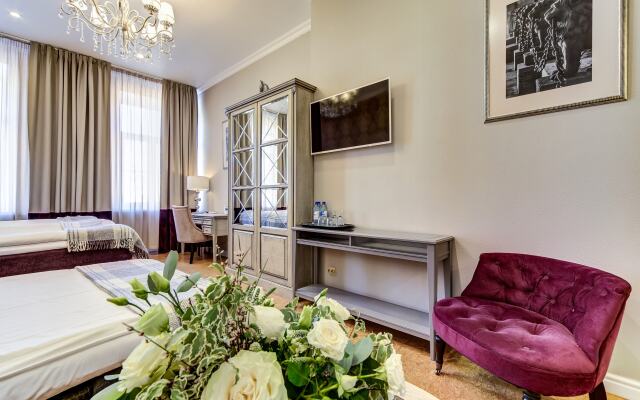 Pushka Inn Hotel