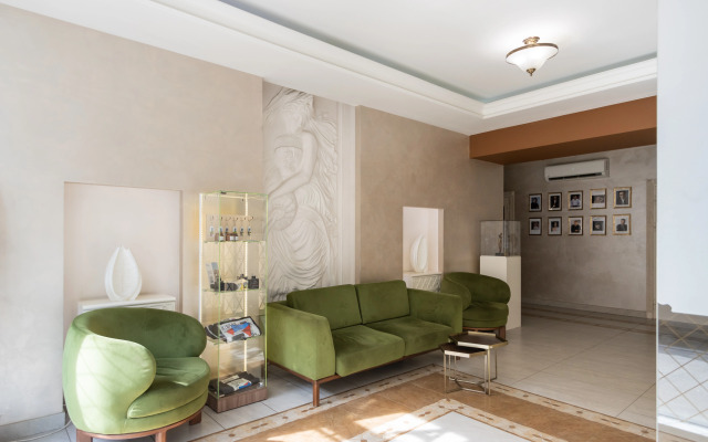 Апартаменты Whisper of the city