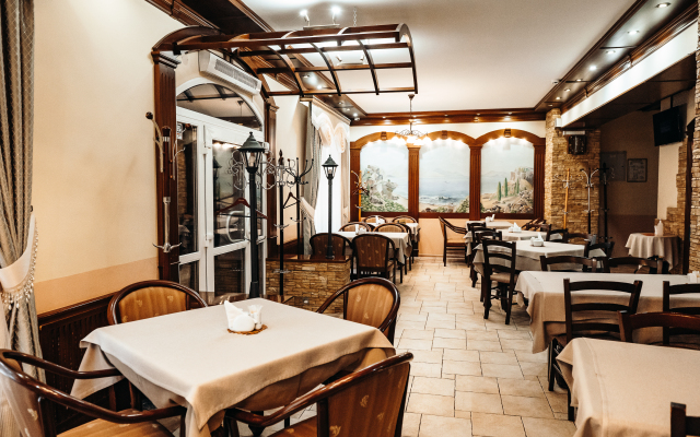 Dvina Hotel