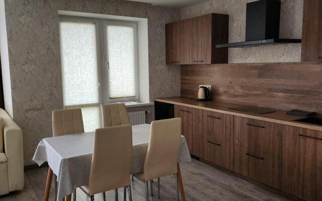 Kvartira Posutochno Apartments