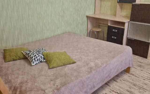 Апартаменты на Маршала Жукова 24