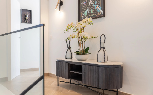 All About Villa Estrella de Oro