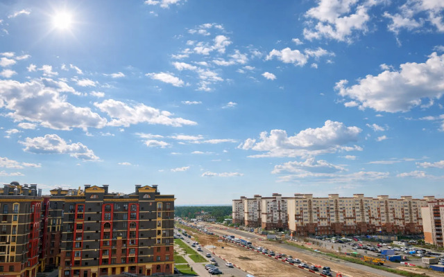 Апартаменты Happy People на улице Галины Вишневской 5