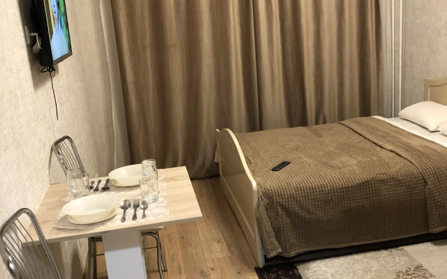 Na Ulitse Lyotchika Ulyyanina 3A Flat