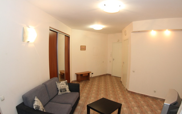 Garden Apartment Na Ekaterininskoy