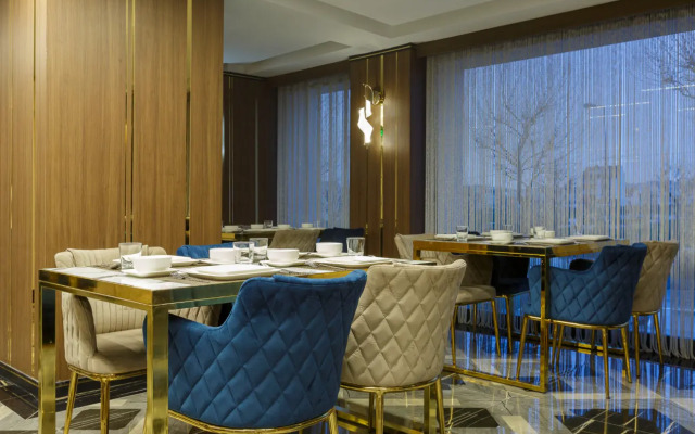 Trademark Collection by Wyndham Operla Airport Hotels